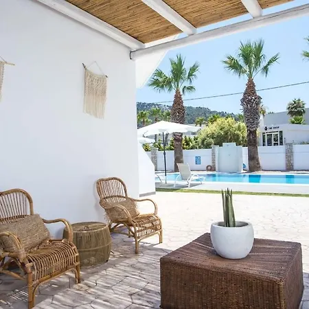 Apartamento Rosie's 4 *